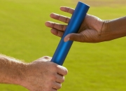 开云体育直播-跨界制霸，从巴西足球到乌克兰赛道，京多安如何在新赛季F1揭幕战中接管比赛