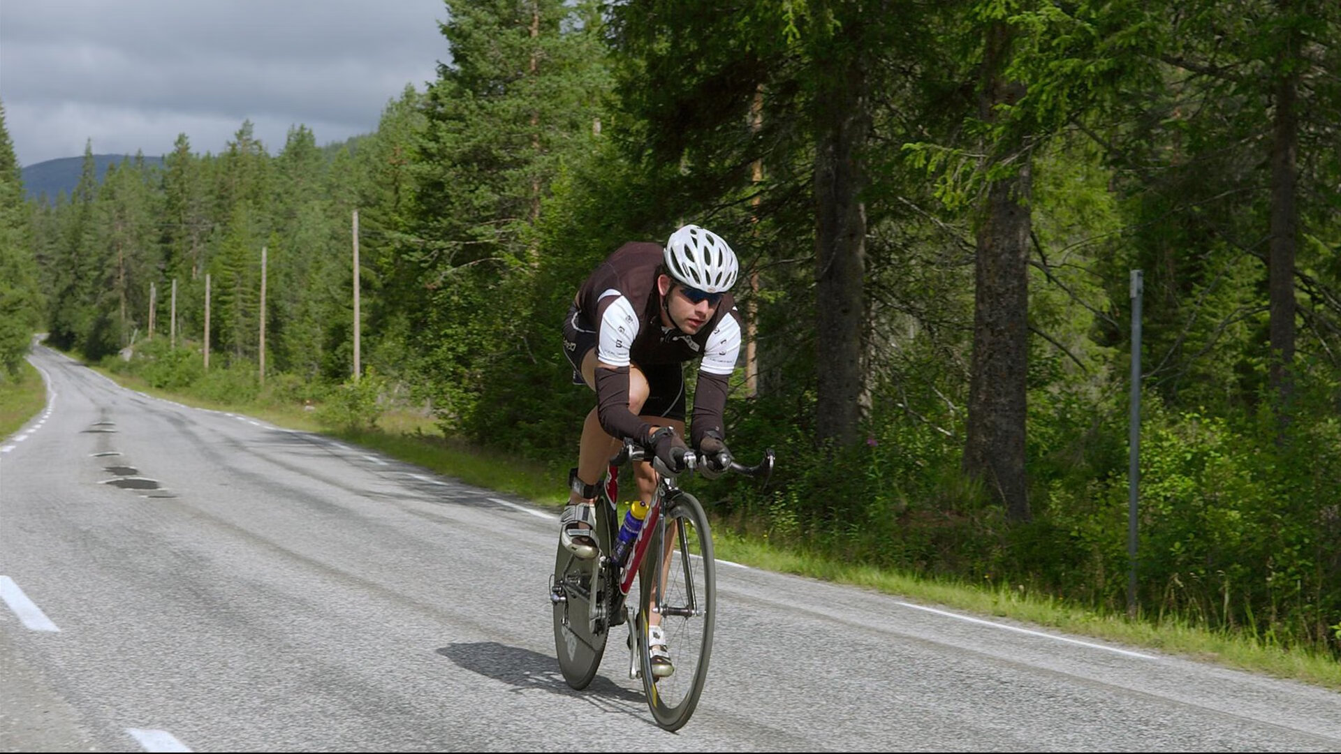 大场面先生！字母哥率辽宁队力克爵士，诠释篮球艺术的唯一性